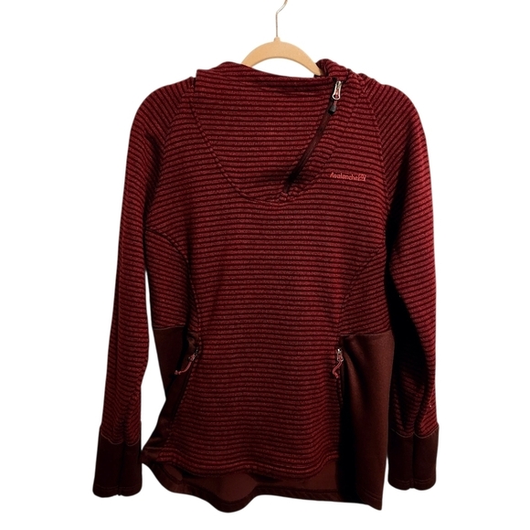 Avalanche Tops - Avalanche | Women's Maroon Striped Hoodie Sweatshirt w/ Zipper Pockets (Size XL)
